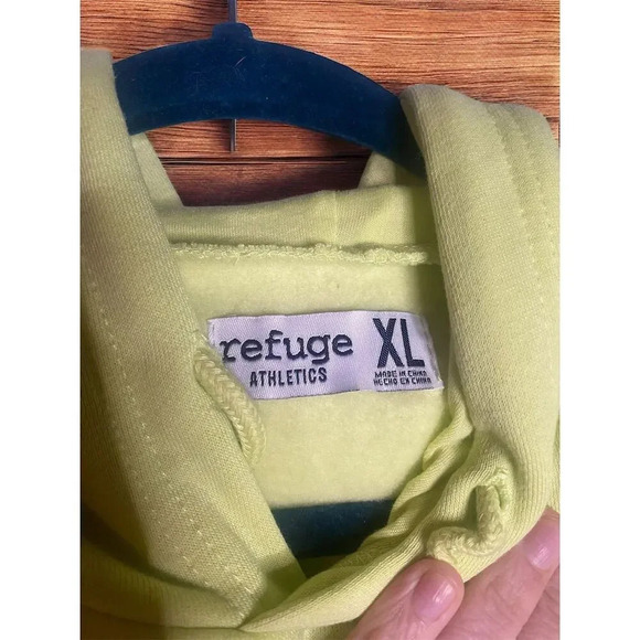 Charlotte Russe Women's XL Green Cropped Hoodie "Live Positive" Graphic (E4) - Picture 4 of 4